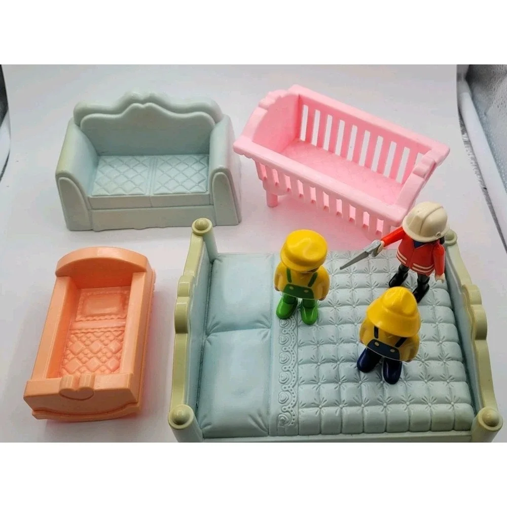 Vintage Playskool‎ 1990 Dollhouse Furniture, People **READ